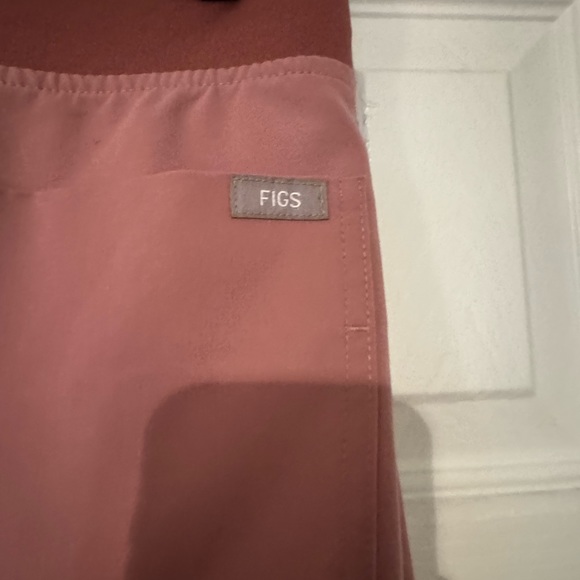 Figs XS mineral mauve scrub set. Like new. - Picture 3 of 5